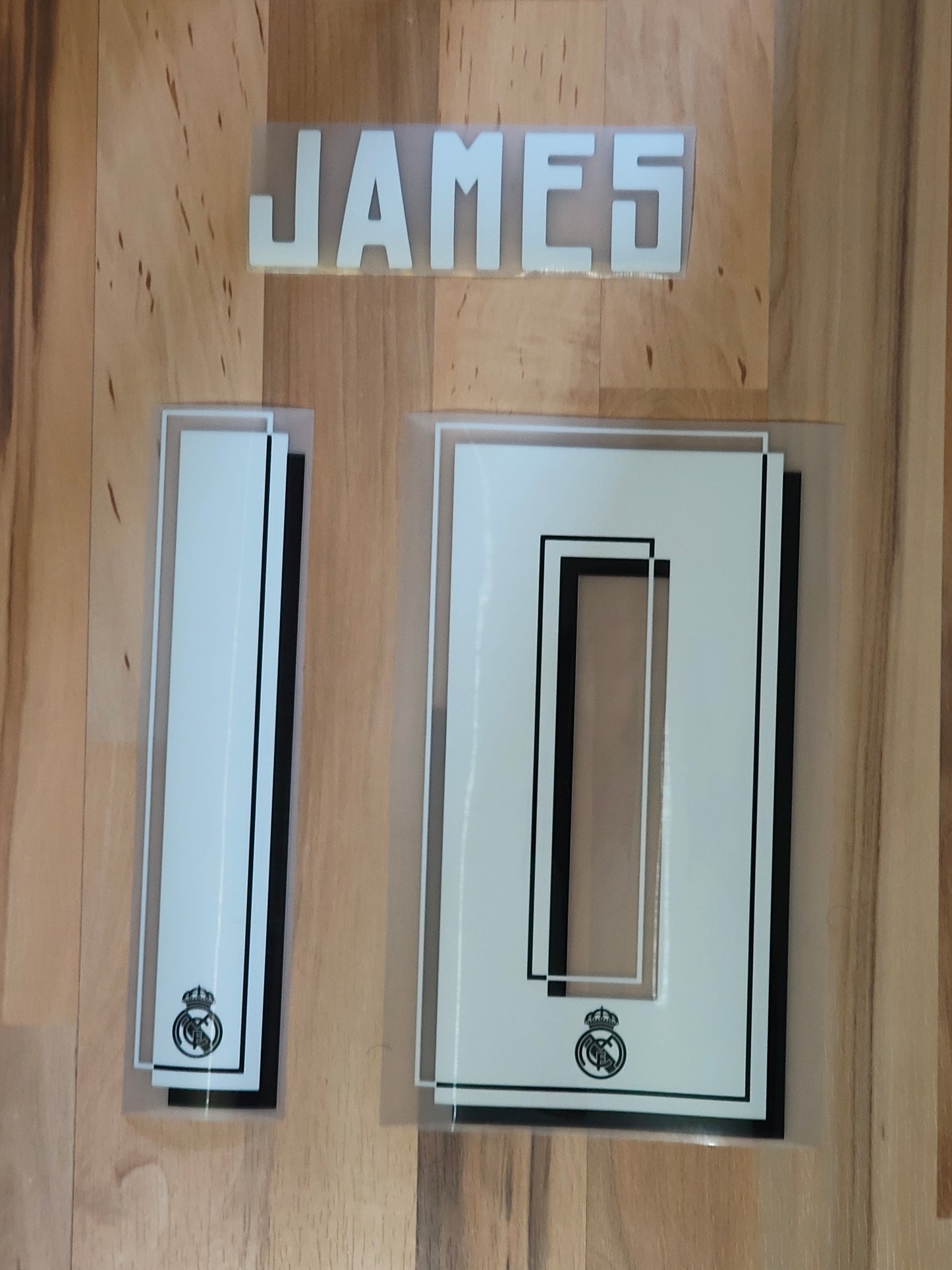 Flocage officiel Réal Madrid extérieur 2015-2016 James Rodriguez