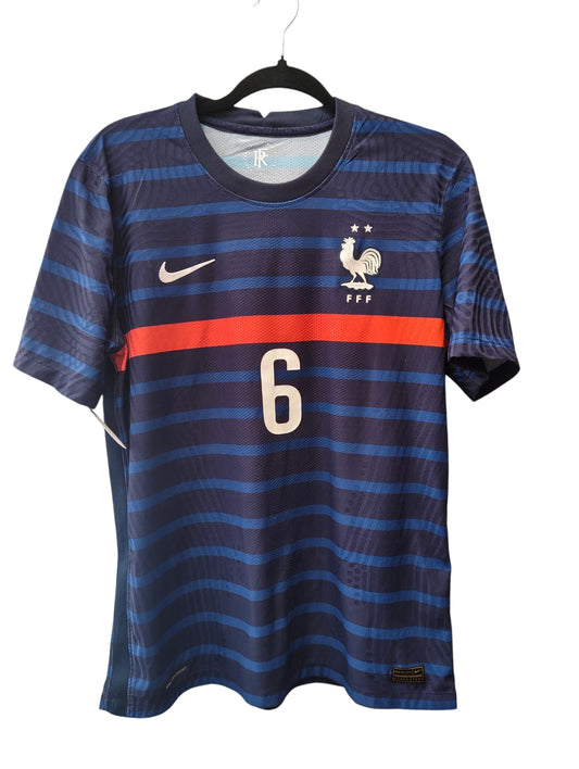 France 2020 player (L)